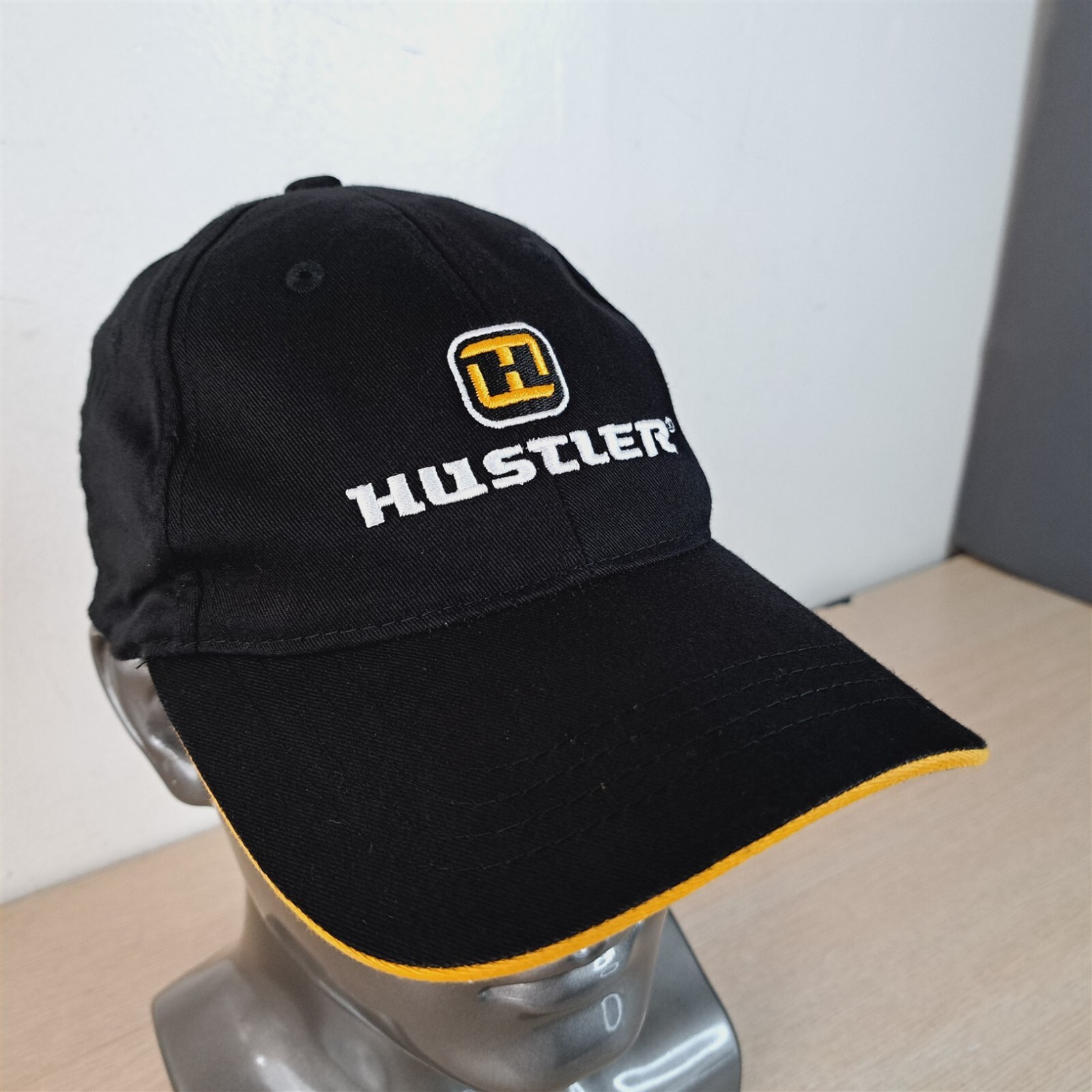 HUSTLER SMALL ENGINE WAREHOUSE ADJUSTABLE STRAPBA… - image 3