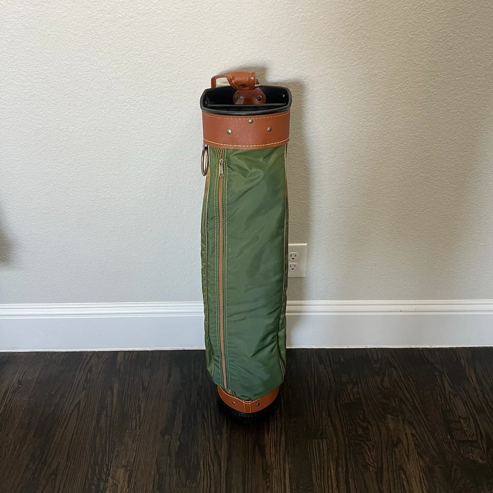 NOS VINTAGE WILSON MADE IN USA - GOLF BAG - 3 WAY- VERY RARE- LEATHER & GREEN - Image 4 of 4