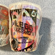 2014 MCDONALDS LEGO MOVIE CUP- 4 UNI KITTY-NEW LENTICULAR-3D 