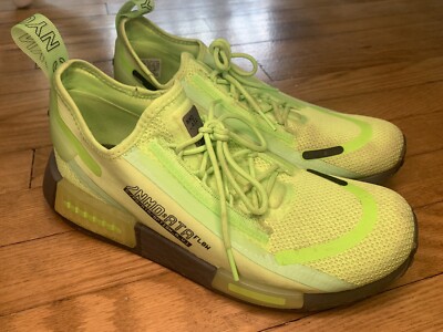 nmd r1 spectoo green