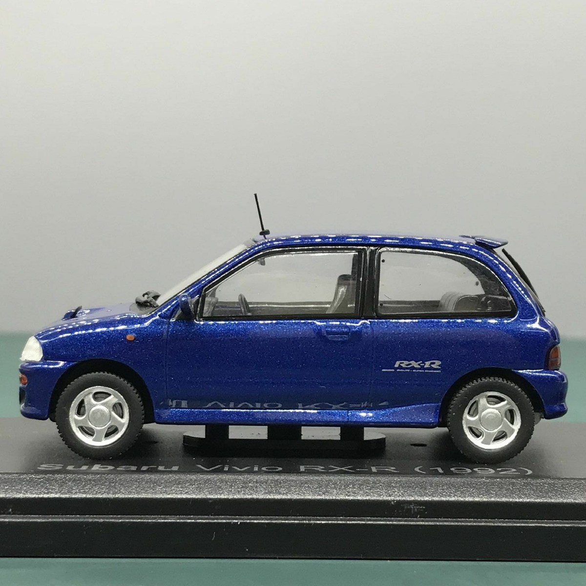 ☆イクソ IXO 1⁄43 スバル ヴィヴィオ RX-RA 1992モデルカー☆ 超激得，