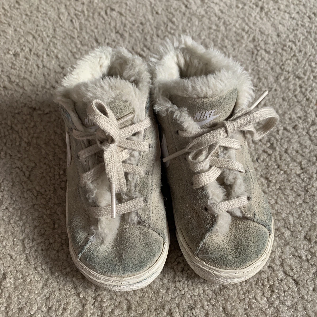 Nike shoes sales with fur inside