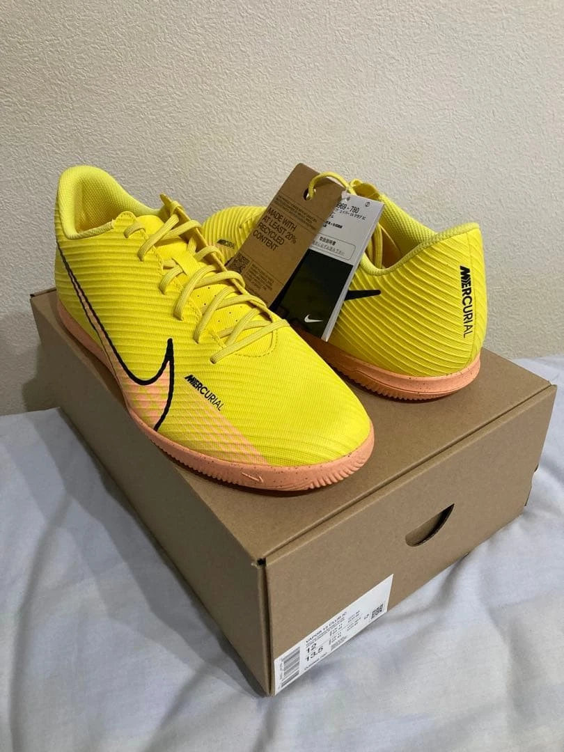 Nike Mercurial Vapor 15 Club IC Lucent Pack for Sale