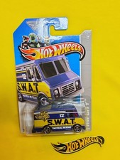 Hot Wheels HW City Combat Medic 2012 & Gift 🔥69