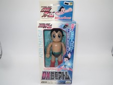 TEZUKA  seltene Astro Boy Figur OVP !