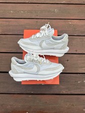 nike sacai triple white
