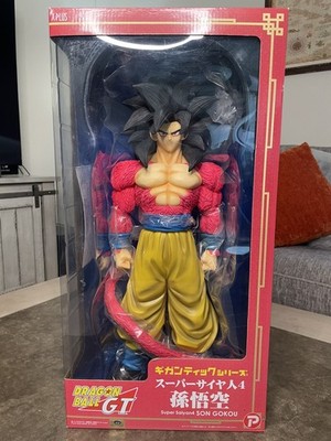 X-Plus Gigantic Series Super Saiyan 4 Son Goku (Dragon Ball GT
