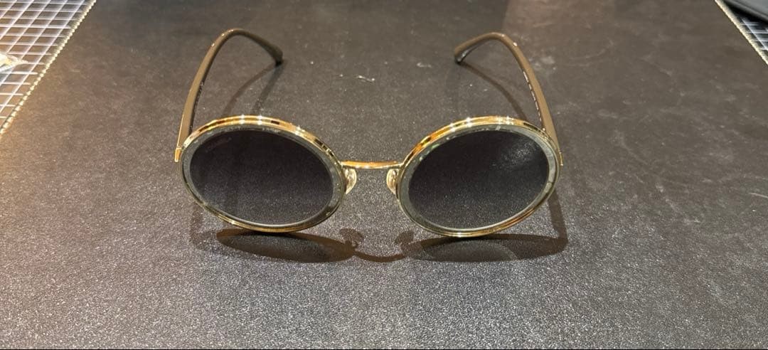 CHANEL 395S5 Sunglasses 50mm Classic Style Used with Case & Cloth thumbnail 2