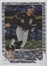 2023 Topps Update Silver Patterned Foil Romy Gonzalez #US215 16v1