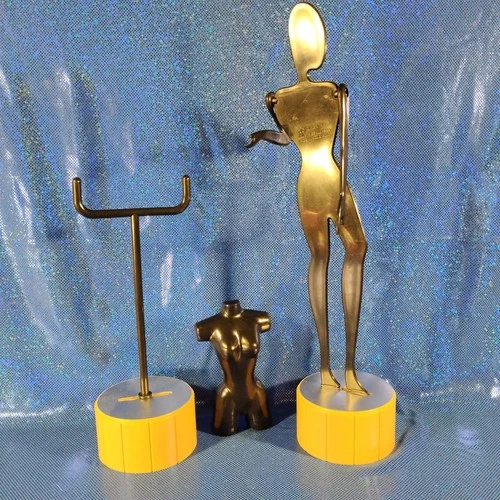 Vintage 1982 Meritus Barbie Clone Fashion Doll Boutique Mannequins Clothes Rack