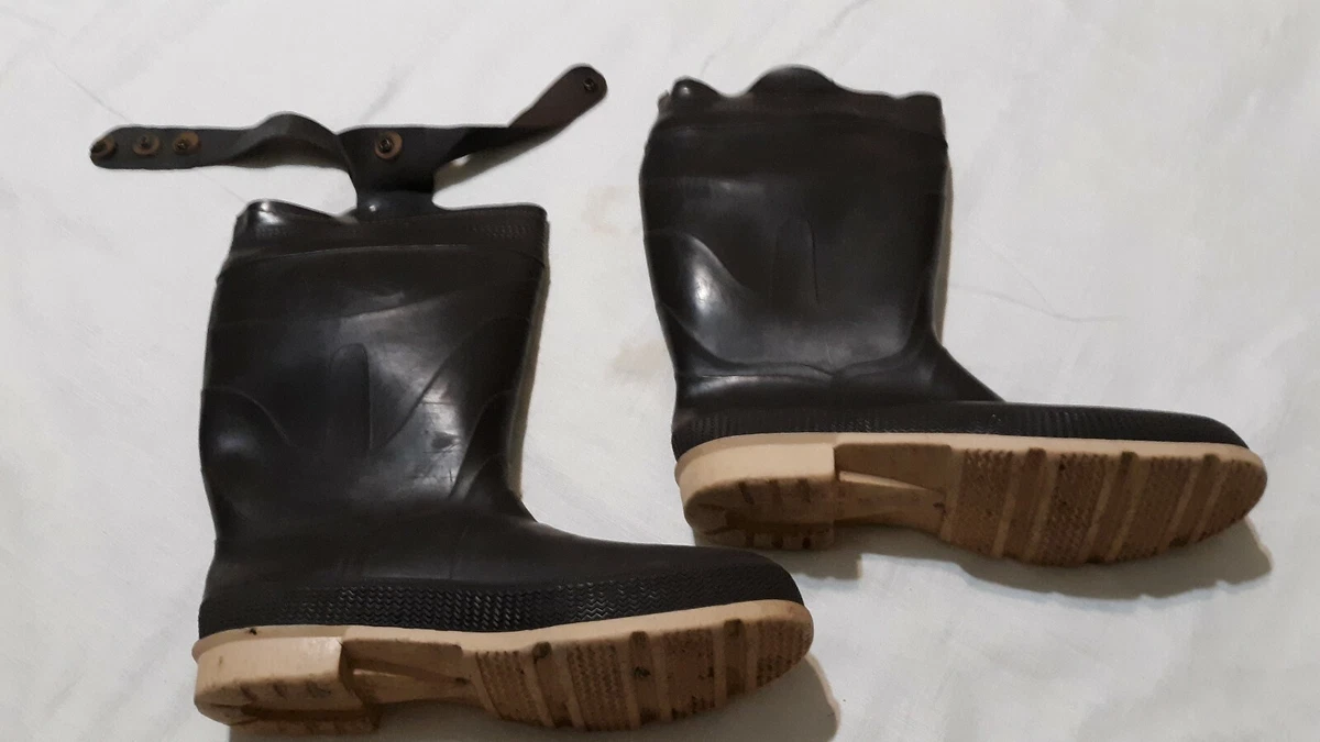 Water boots best sale for men