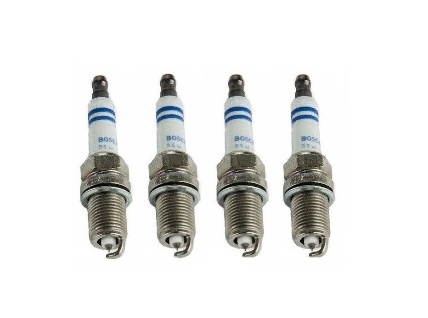 Set Of 4 For Chevy Toyota Volvo Dodge Spark Plugs 6730 Bosch Platinum
