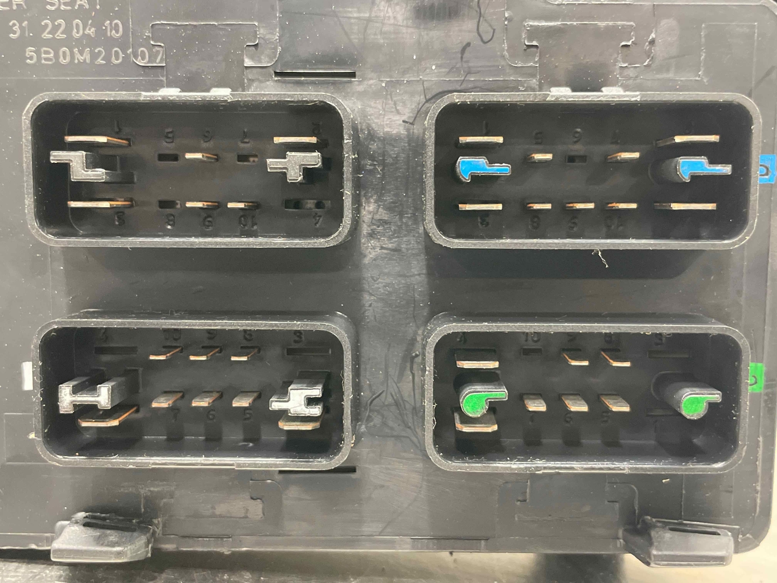 2010 ASTON MARTIN RAPIDE OEM INTERIOR CABIN FUSE BOX AD43-14A074-AA