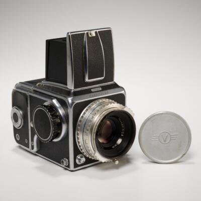 Vtg Hasselblad 1000F Chrome SLR Camera Zeiss Tessar 2.8/80mm Vtg Hasselblad 1000F Chrome SLR Camera Zeiss Tessar 2.8/80mm