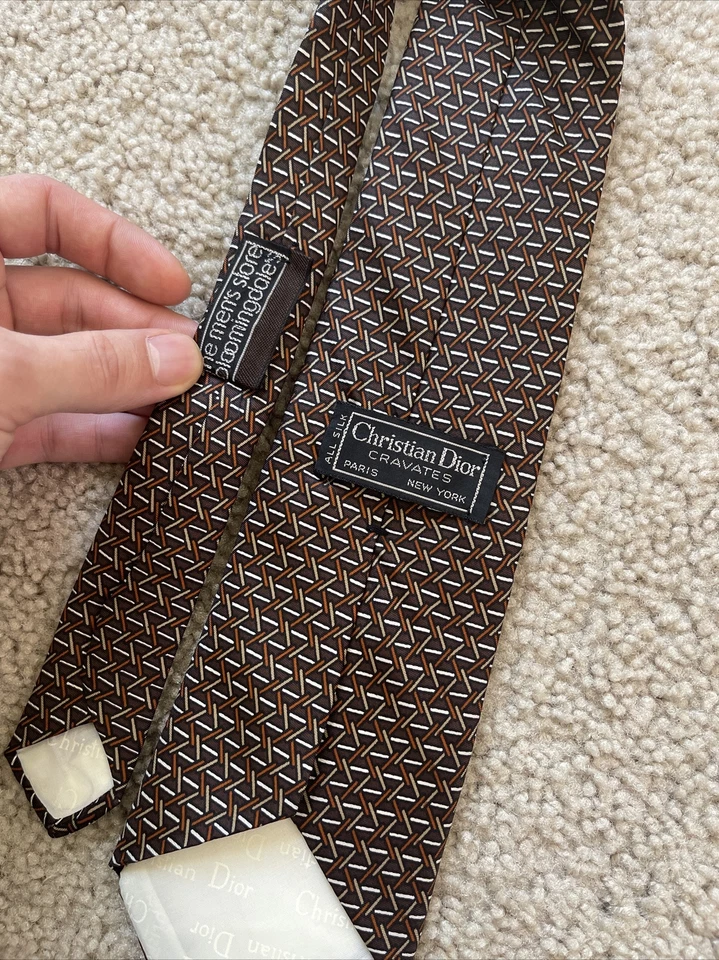 Gravata de pescoço vintage masculina marrom e vermelha Christian Dior Monsieur - Imagem 3 de 4