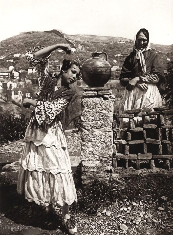 Arte fotográfico vintage ESPAÑA Granada mujer gitana bailarina folclórica flamenco HIELSCHER 1922
