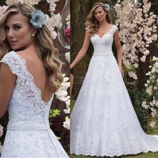 V-Neck Lace Wedding Dresses Appliques Appliques Backless Buttons Bridal Gowns US