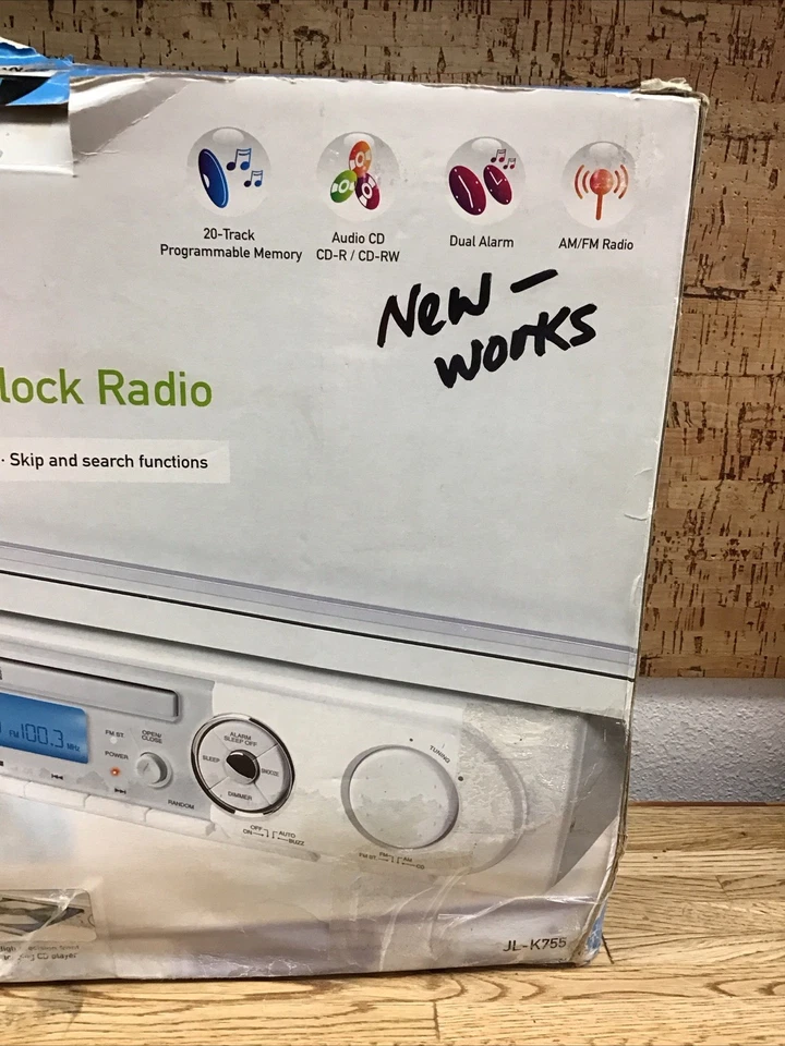 CD player jWIN sob gabinete com rádio despertador duplo estéreo AM/FM NOS QU-1 - Imagem 4 de 4