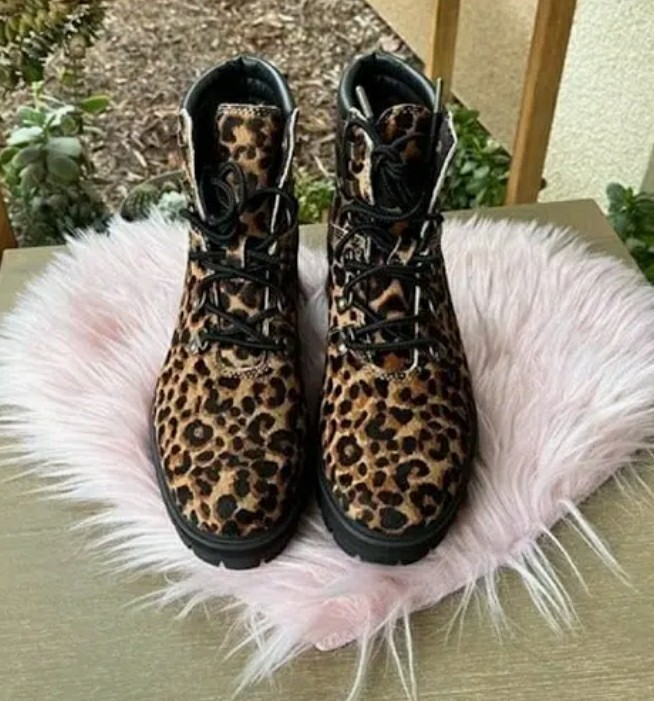 Timberland Womens Leopard Pony Hair London Square Combat Boots Size 7M