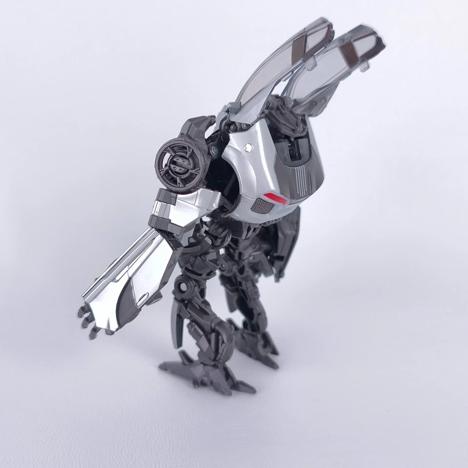 Transformers Sideways Complete SS-88 Studio Series Deluxe Class - Image 3 of 4