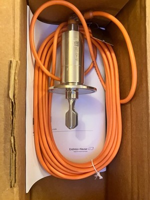 NEW ENDRESS+HAUSER LIQUIPHANT  FTL31 FTL31-1ER3/0  PN# 71235541