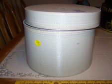 Vintage 1960's Sealatron Cream color vinyl wig hat case with a imex botique wig