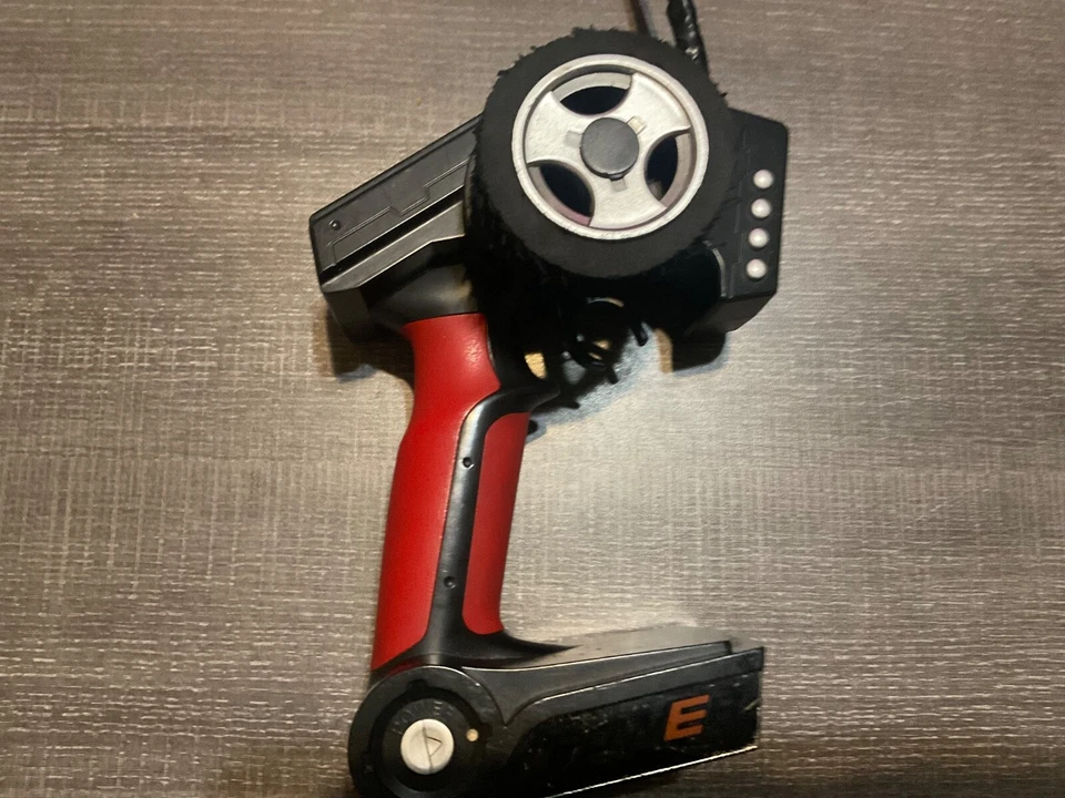 Coche de radiocontrol eléctrico Wltoys Monster Truck deriva alta velocidad potencia control remoto solamente Foto 2 de 4