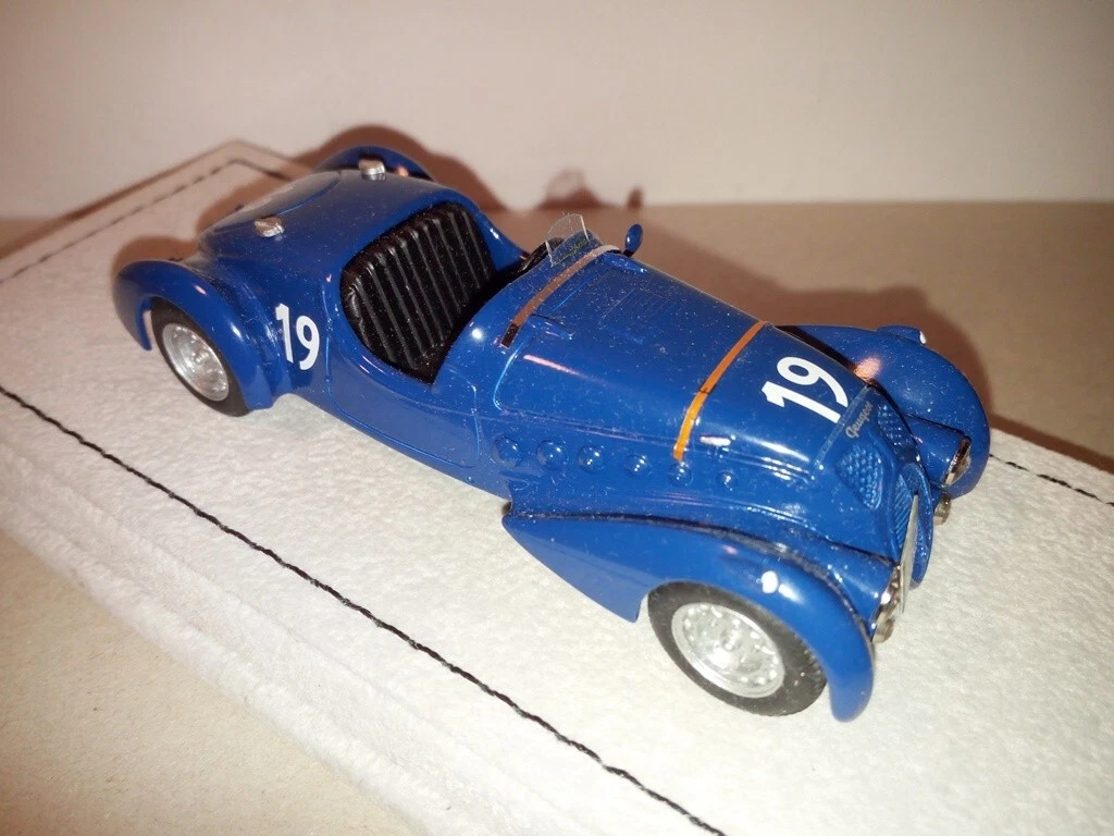 NOREV HACHETTE 1/43 - Peugeot 305 Bleue 1977 EUR 28,00 - FR