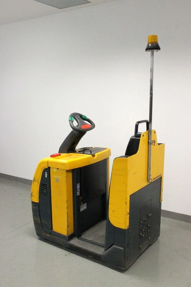 Jungheinrich EZS 330 Elektro-Schlepper bis 3.000kg BJ 2006 23.908 h - Bild 2 von 4