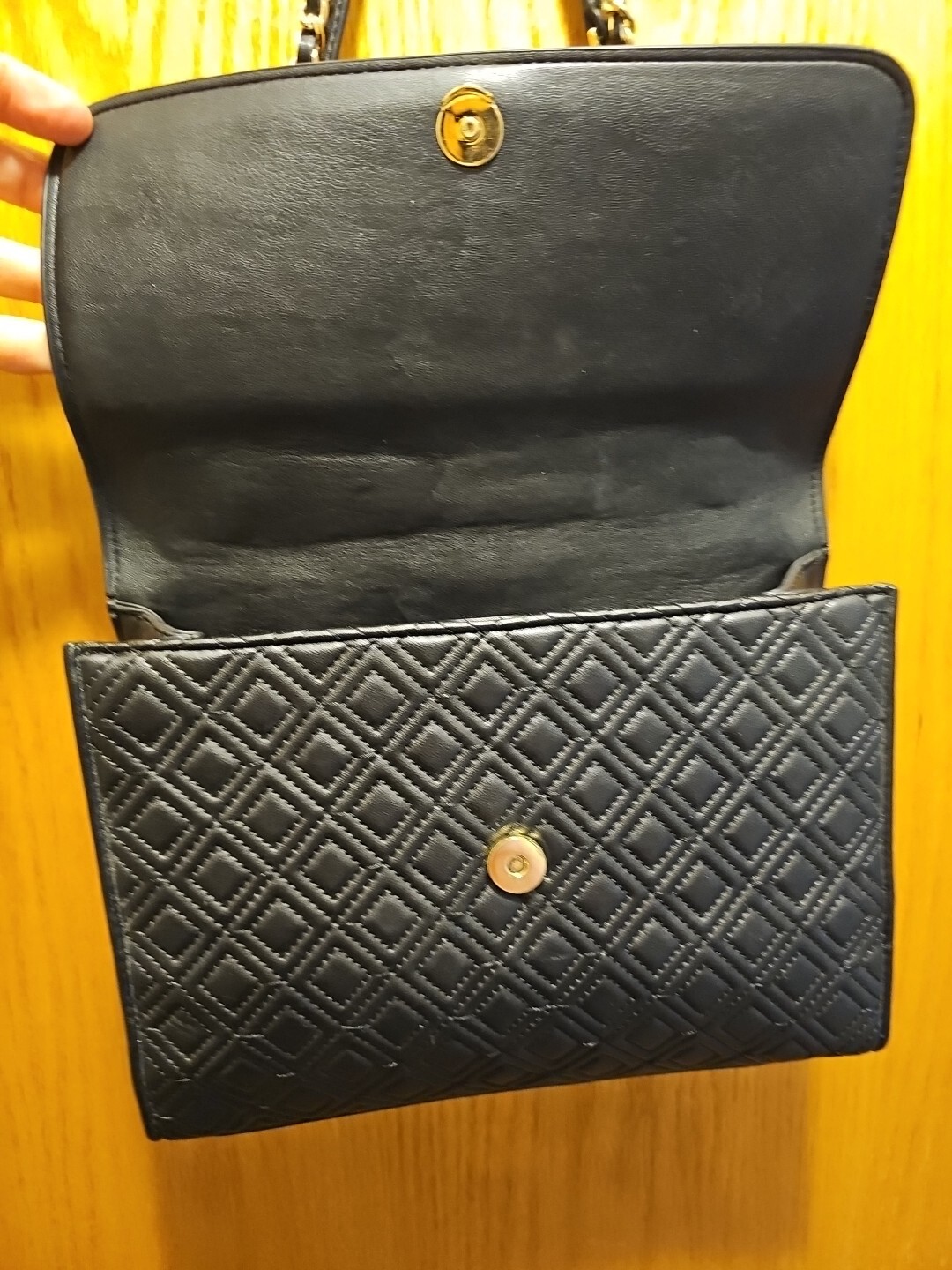 Beautiful Tory Burch Black Quilted Leather Large Fleming Shoulder Crossbody Bag