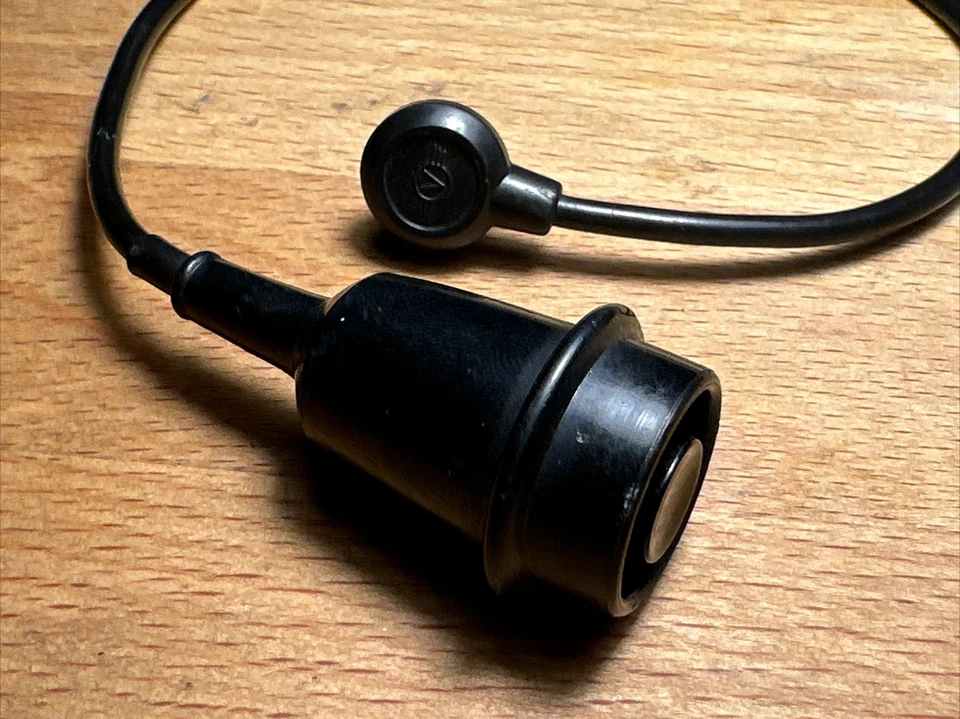 Hasselblad Shutter Cable Release FK 30 for 500 EL/M 46063 25cm 10inch - Image 2 of 3