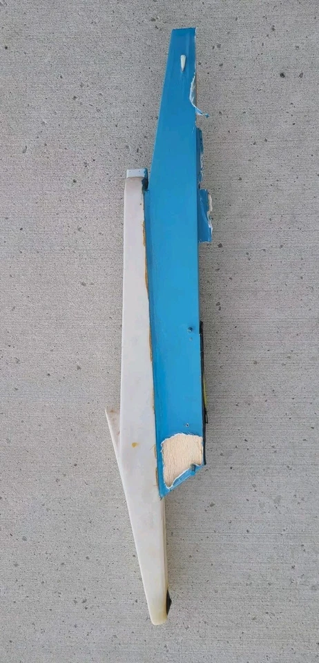 VINTAGE RC MODEL AIRPLANE FLOATPLANE PART ASSEMBLED BLUE BODY (40"x5"x7") - Image 2 of 4