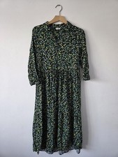 Hush Elena Ditsy Floral Print Midi Dress. Tie Waist. Collar. Size 6