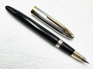 VINTAGE c1950 SHEAFFER SENTINEL TRIUMPH TOUCHDOWN TM VAC FILL FOUNTAIN PEN 14K M