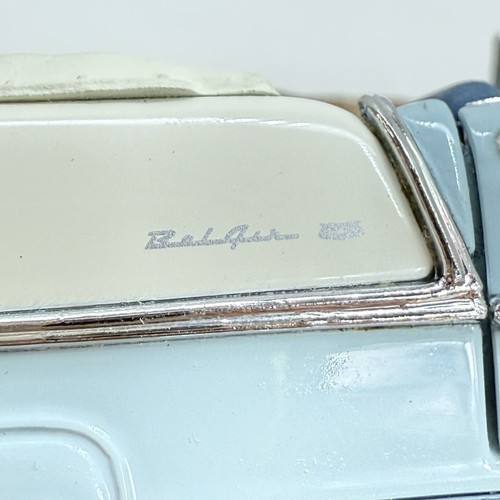 Franklin Mint 1955 Chevrolet Bel Air Convertible Baby Blue/White 1:43 Diecast - Picture 9 of 11