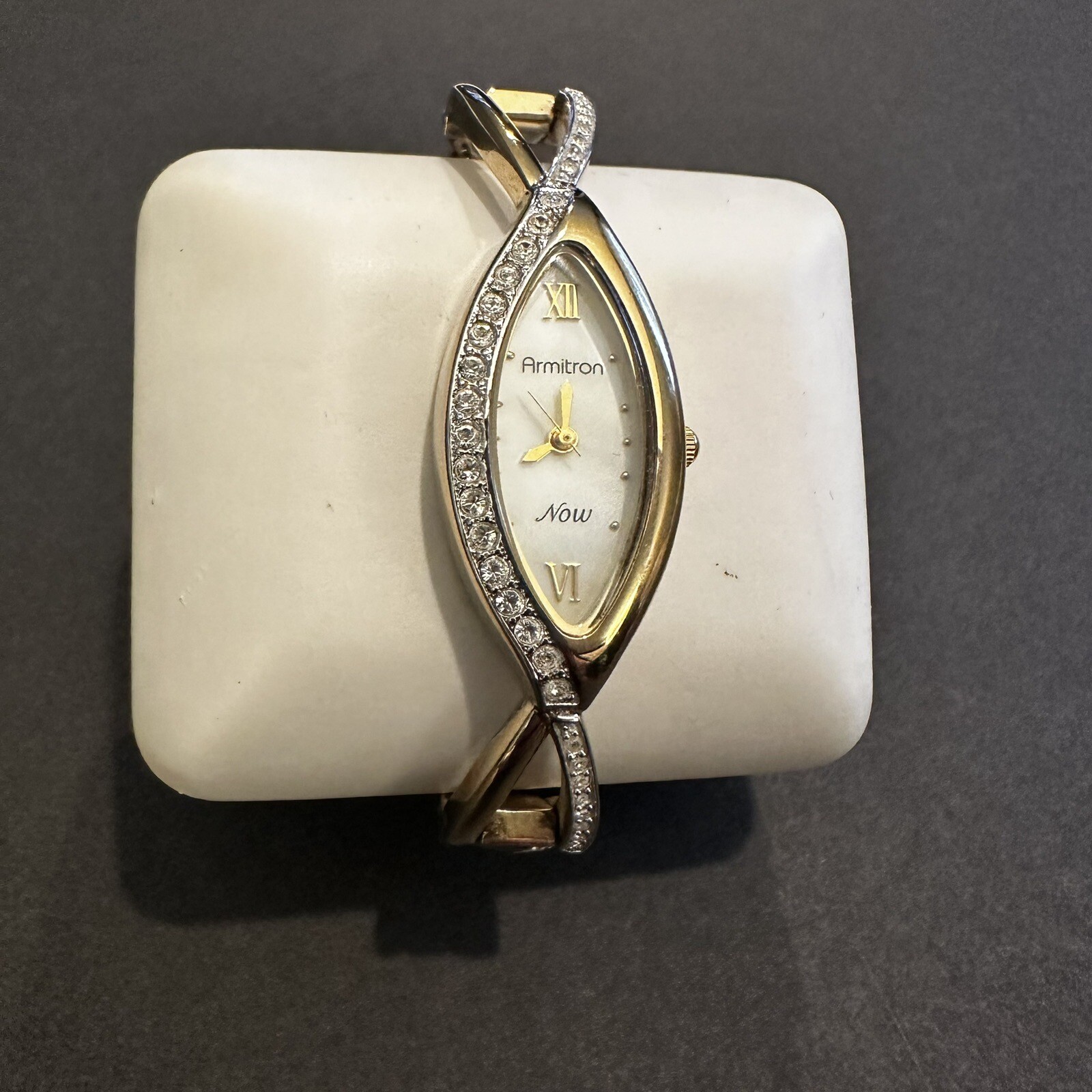 Lot Of 3 Ladies Watches Seiko Armitron Vivano All Need Batteries eBay