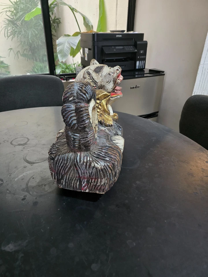 Single Foo Dog, carved on wood. Good condition.  - Image 3 of 4