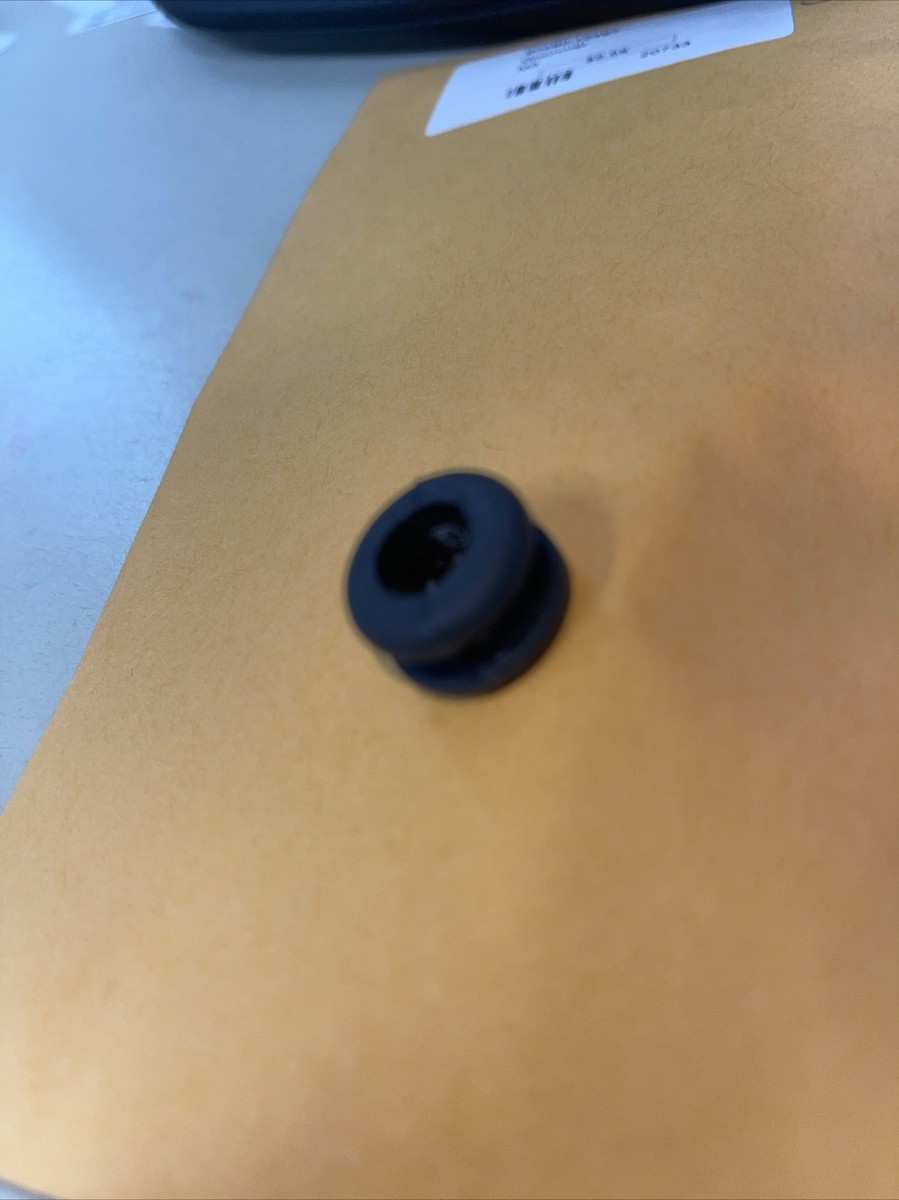 Genuine Yamaha Grommet Set (Lot Of 2) – 90480-12497 For Various Models