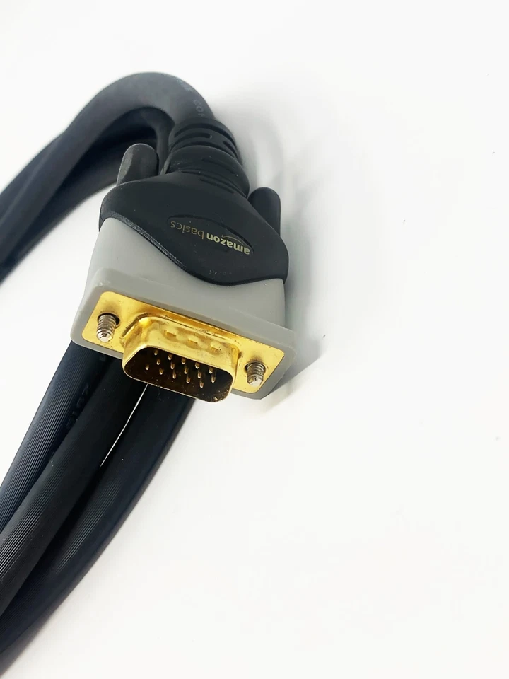 VGA to VGA Cable Monitor Black 6ft 1.8m 30v Computer Cable Amazon Basics  - Image 4 of 4