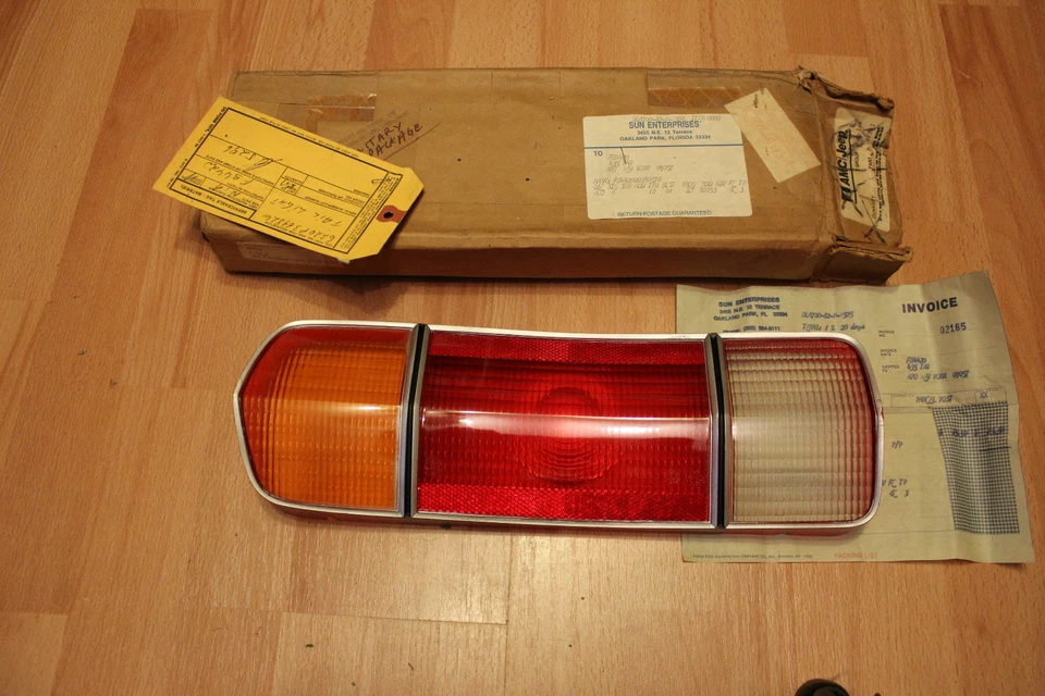 AMC Concord 1978 Rückleuchte Glas NOS OVP Teilenummer 3698421 34623 - Bild 2 von 3