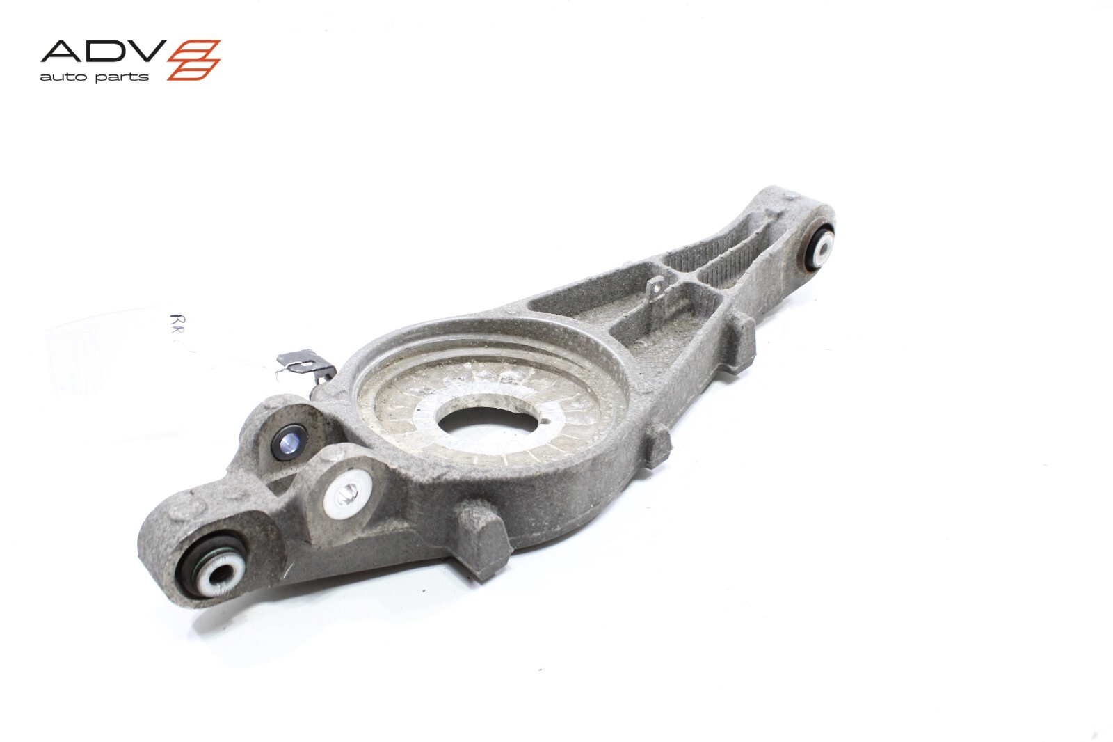 2017 - 2020 MASERATI LEVANTE REAR RIGHT SIDE LOWER CONTROL ARM SPRING PERCH OEM