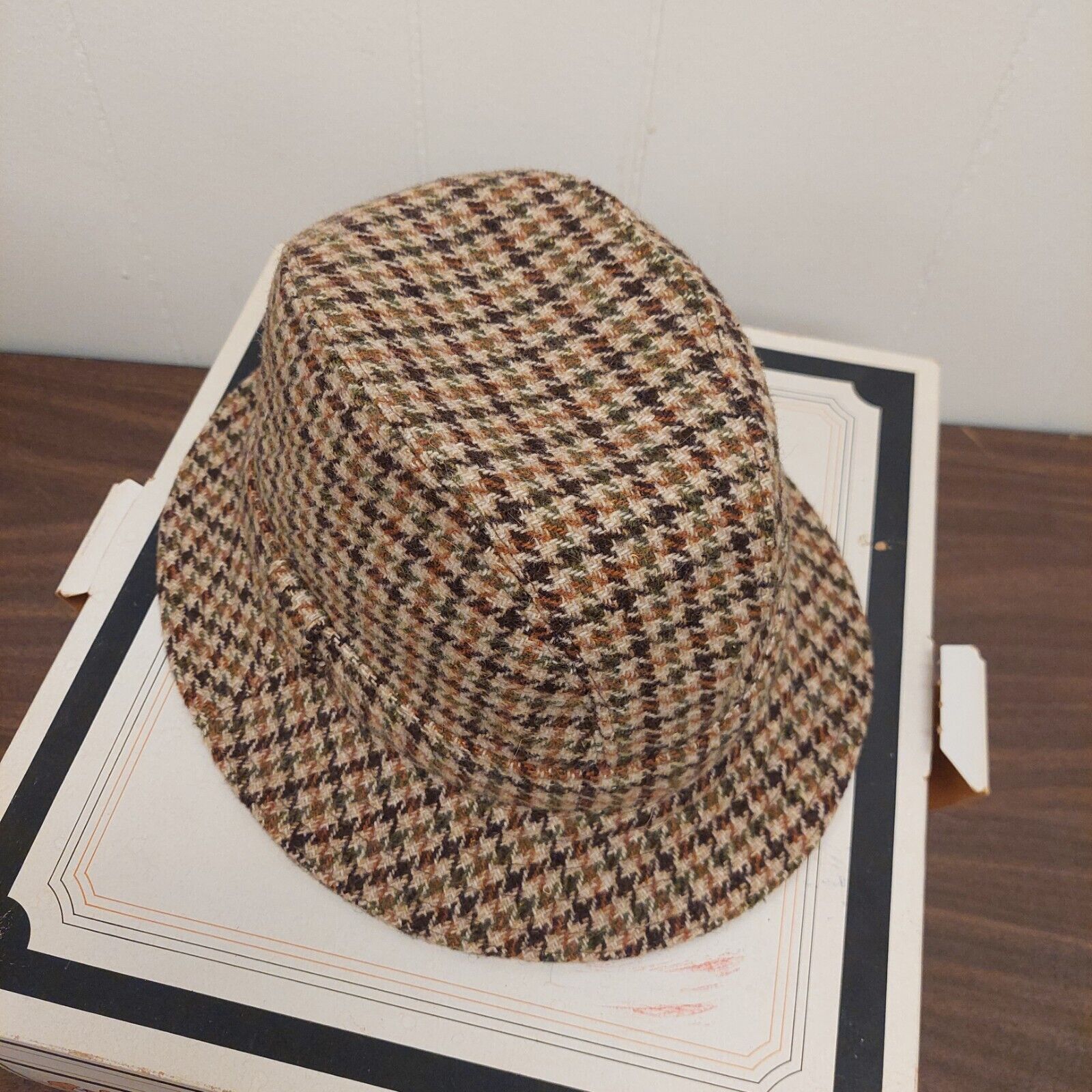 Picture 2 of 11