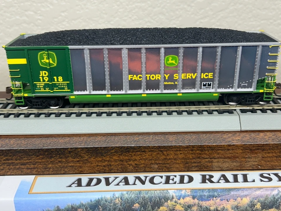 JOHN DEERE BETHGON COAL HOPPER PLATED set of 5 w/LOADS -HO SCALE NEW RARE - Image 2 of 4