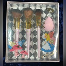 Disney Alice in Wonderland Brush & Blender Co...