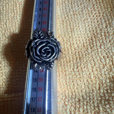 Vintage 3 D Rise Ring Size 6 