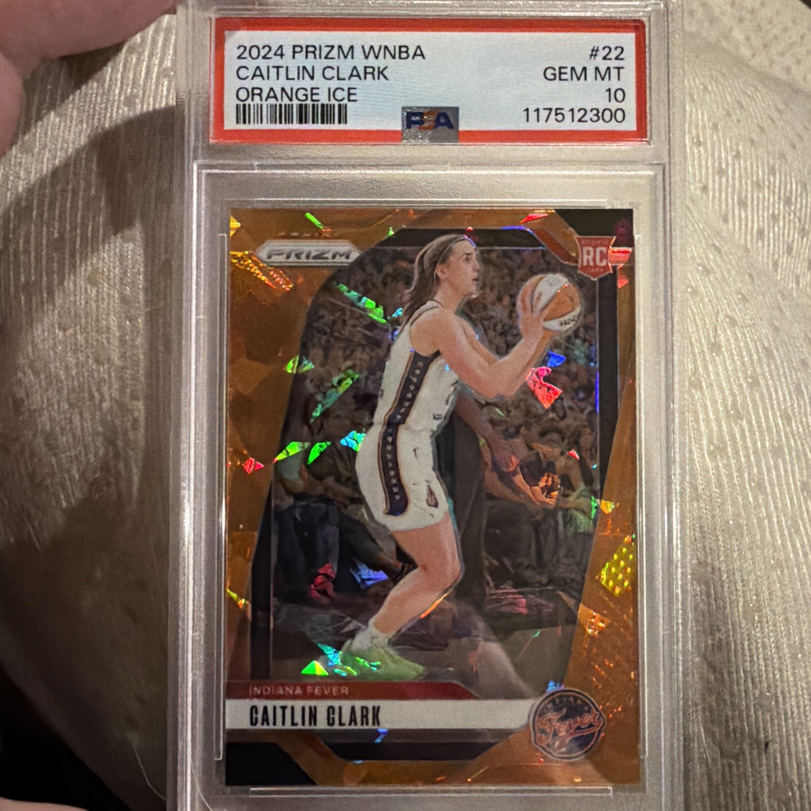2024 PANINI PRIZM WNBA ORANGE ICE #22 - CAITLIN CLARK - ROOKIE RC PSA 10 GEM MT  view 2