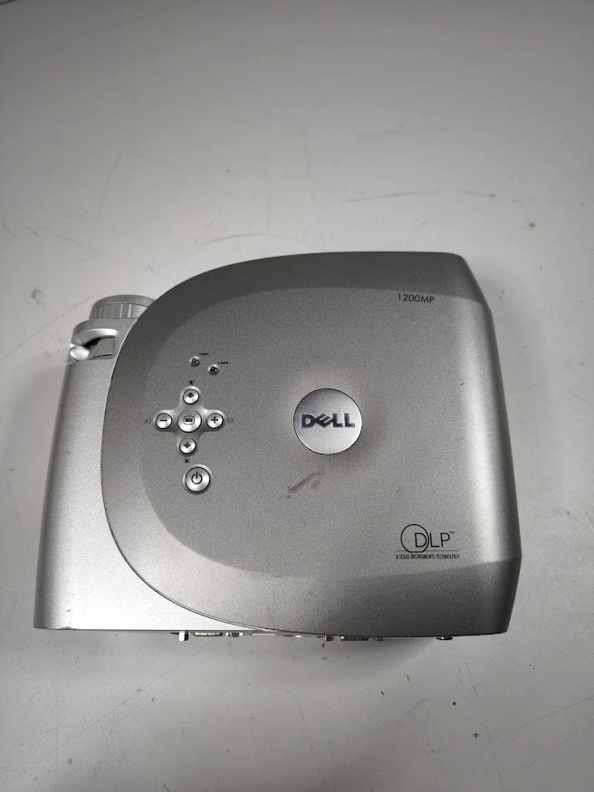 Dell 1200MP DLP Projector - For Parts, Signs of Use - Image 2 of 4