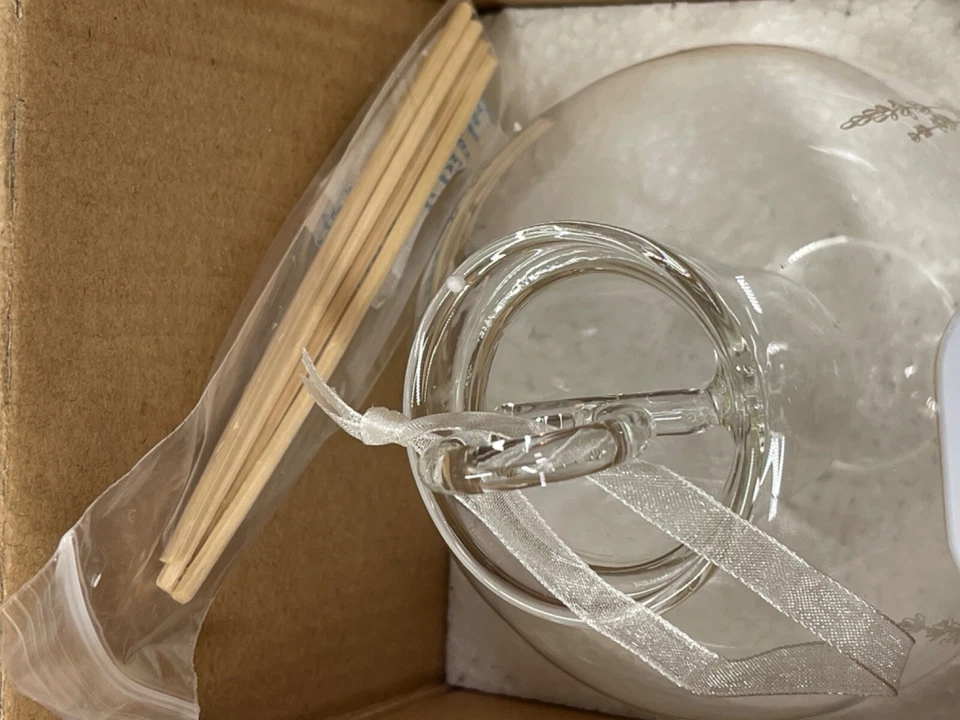 Young Living Essential Oils - Glass Diffuser Ornament - NEW - Image 3 of 3