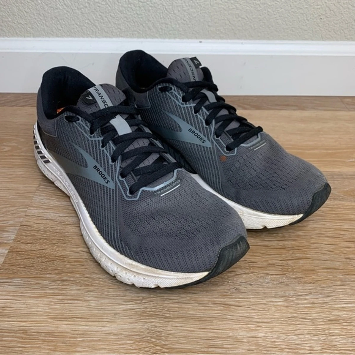Brooks Transcend 7 Men s Gray Running Shoes eBay