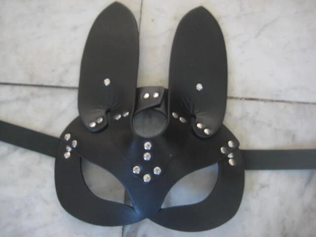 NUEVO Arnés de cuero sintético para mujer Catgirl remaches máscaras envío gratuito Foto 2 de 4